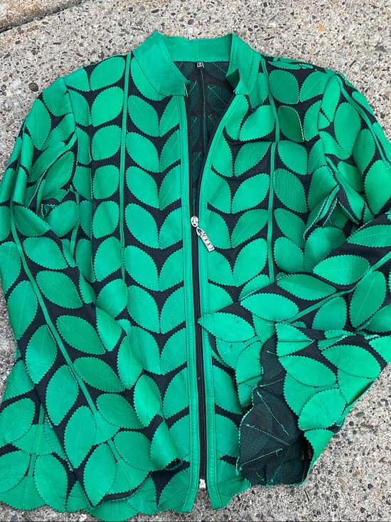 Jackets & Blazers - Green Leaf Pattern Zip Jacket Size Small